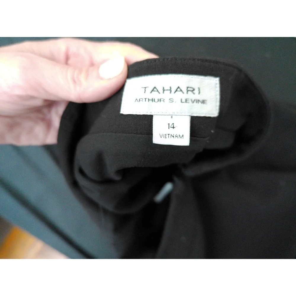 Tahari Skirt Womens Black Size 14 Pencil Pleated Hem Business Career Office